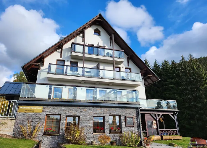 Refrino Na Jedinečném Místě *